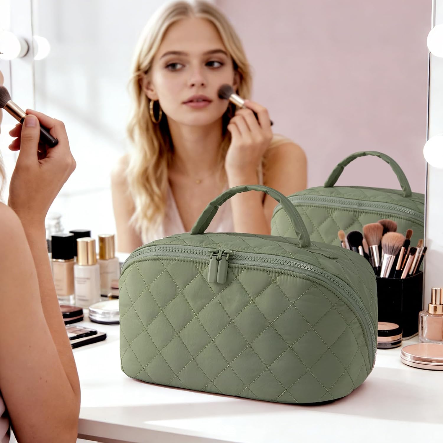 Makeup Bag, Quilted Makeup Bag, Cosmetic Organizer Bag, Travel Makeup Bag, Waterproof Pouch Toiletry Bag for Women Makeup Organizer Case (Green)